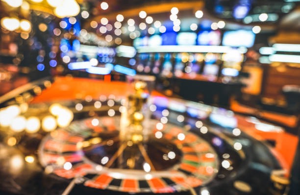 Live dealer managing Paito Warna draw mechanism